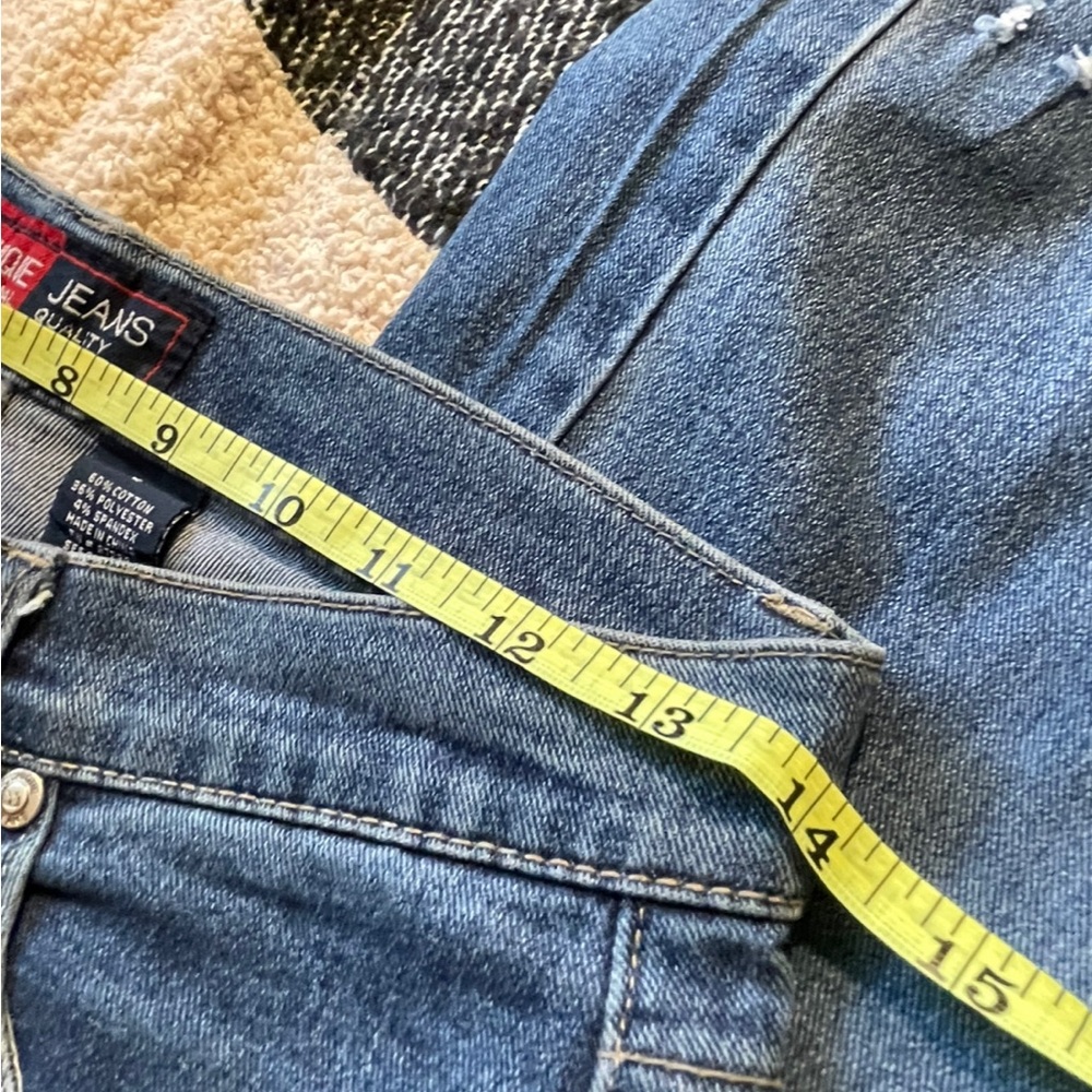 NWOT Y2K Younique Trendy Bootcut Frayed Hem Jeans - Picture 6 of 7
